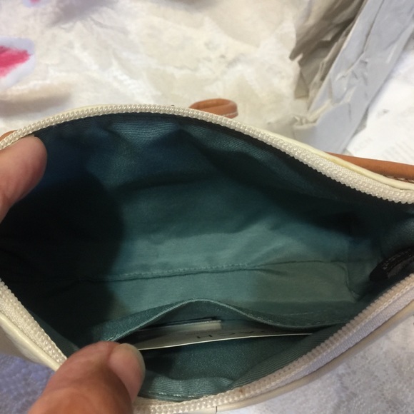 Coach F41526 Pebble Leather wristlet NWT - Picture 2 of 8